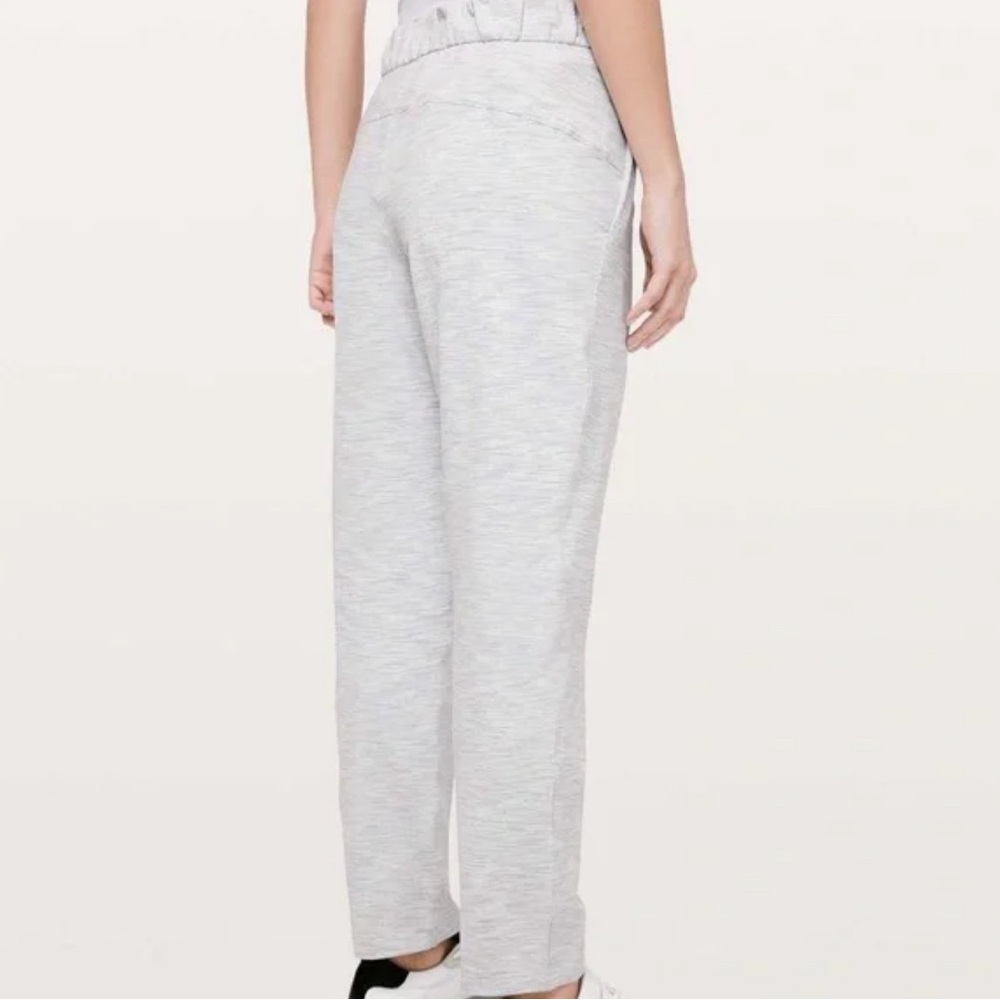 Women's Light Gray Pants On The Fly Pants
7/8